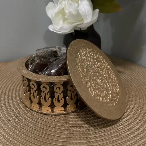 علبة تمر فاخرة